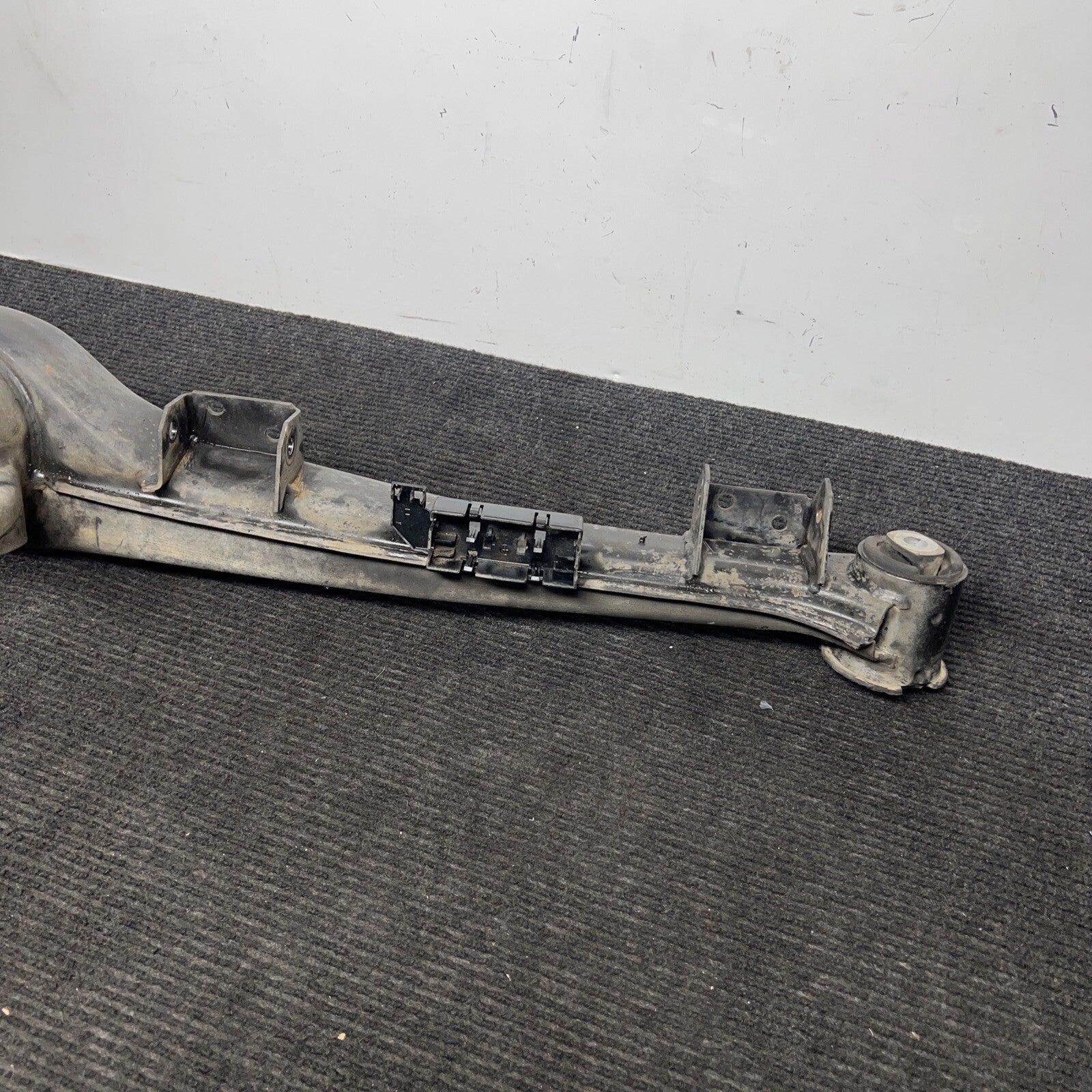 ☑️ 1998-2002 BMW Z3 Roadster Coupe Rear Subframe Carrier OEM