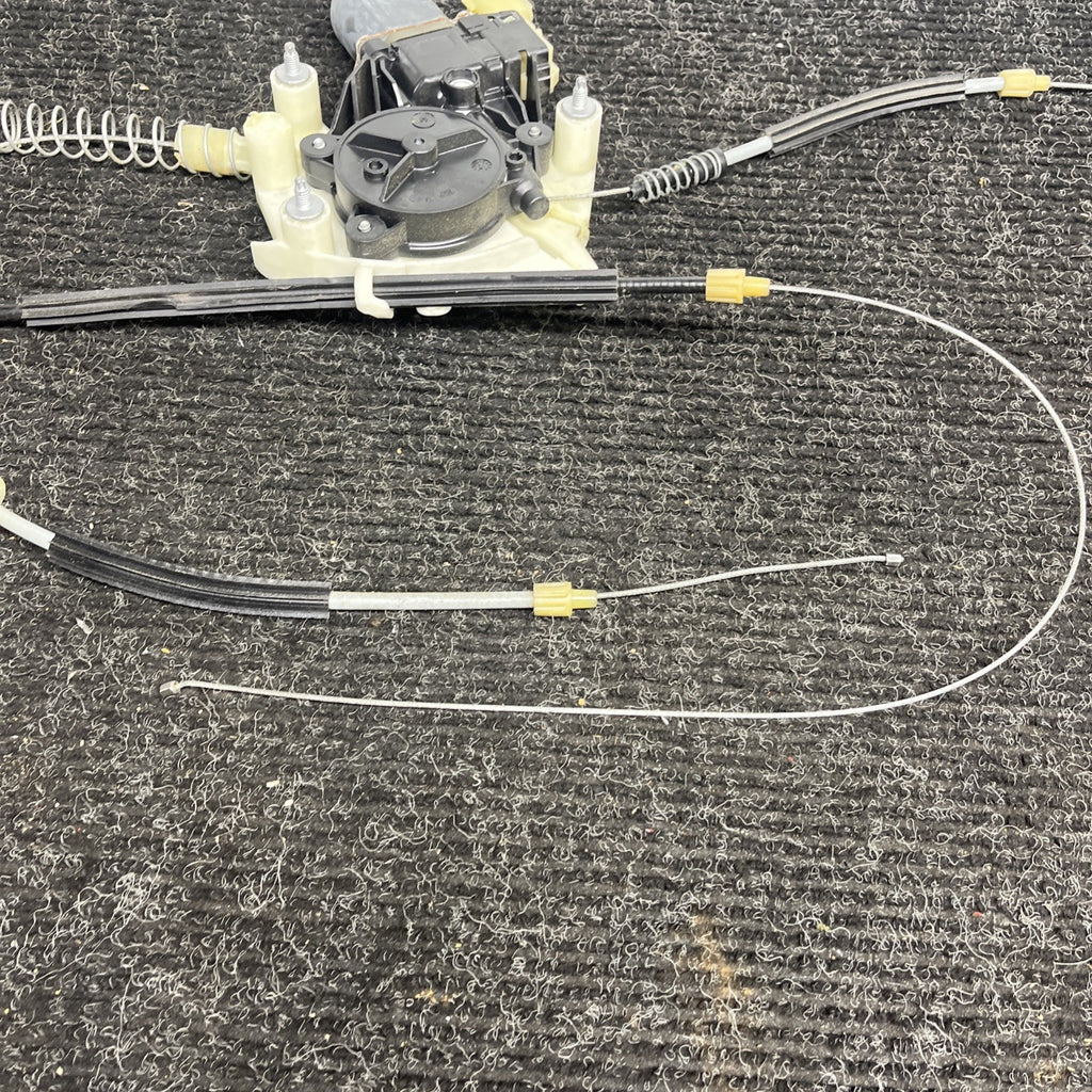 ☑️ 14-22 Maserati Ghibli SQ4 Window Regulator Motor Rear Right Side GlassOEM