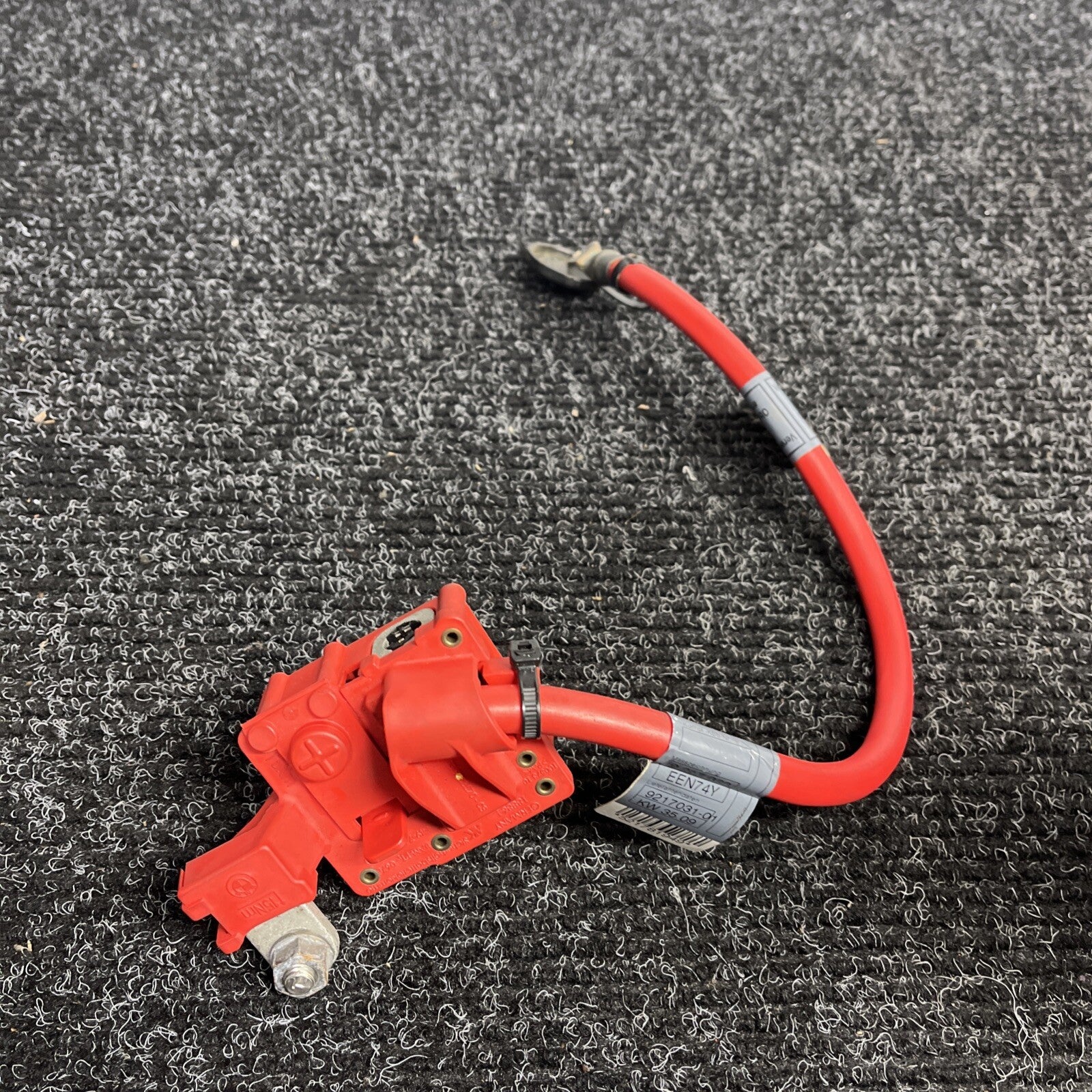 ☑️ 06-13 OEM BMW E82 E90 E92 E88 Battery Plus Pole Terminal Positive Red Cable