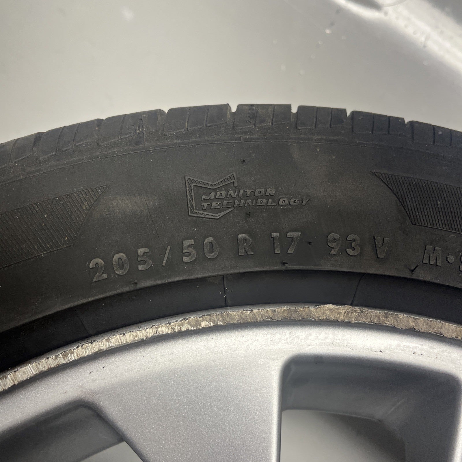 ☑️ Bmw E46 330 328 325 Oem Rim Factory Wheel 17" X 7" 10 Spoke Scuffs 6757042