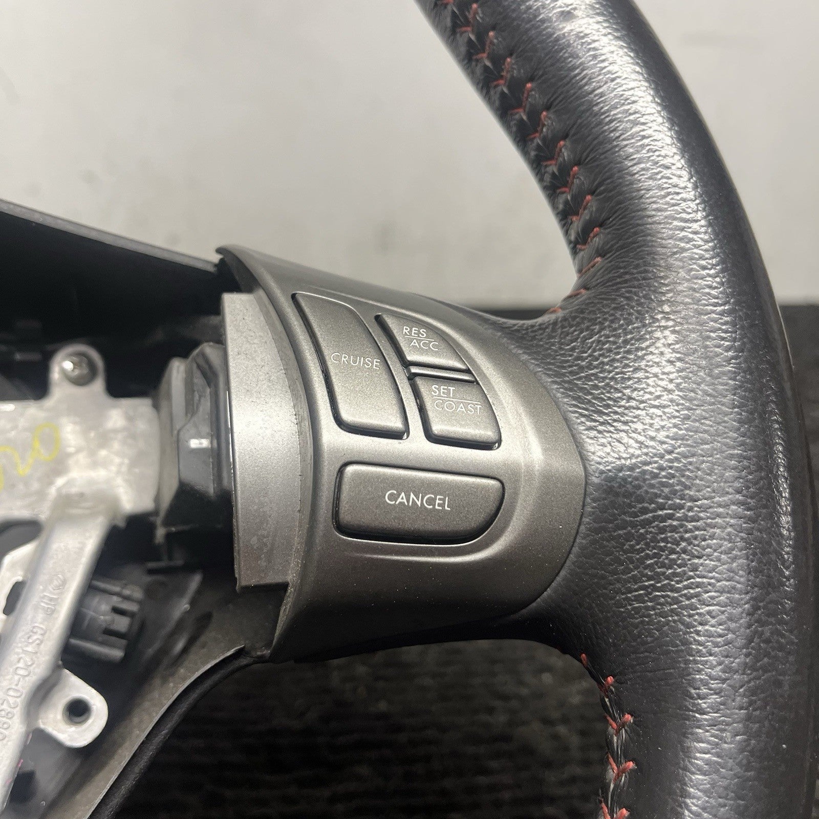 ☑️ 2008-2011 Subaru Impreza Black Rubber Steering Wheel w/ Cruise Control OEM