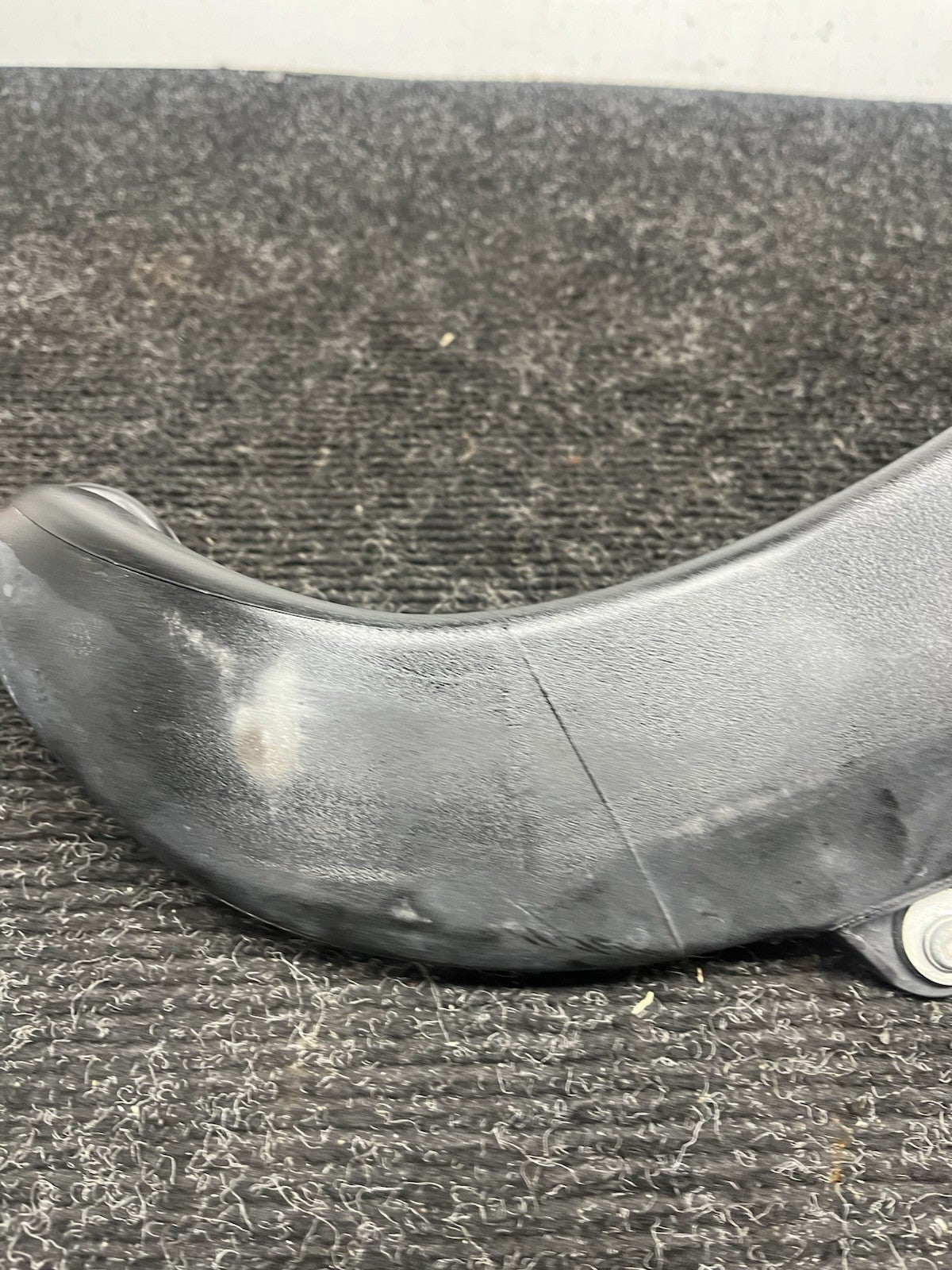 ☑️ 07-10 BMW E82 E88 E92 E93 E90 135 335 Rear Engine Air Duct Inlet 7556550