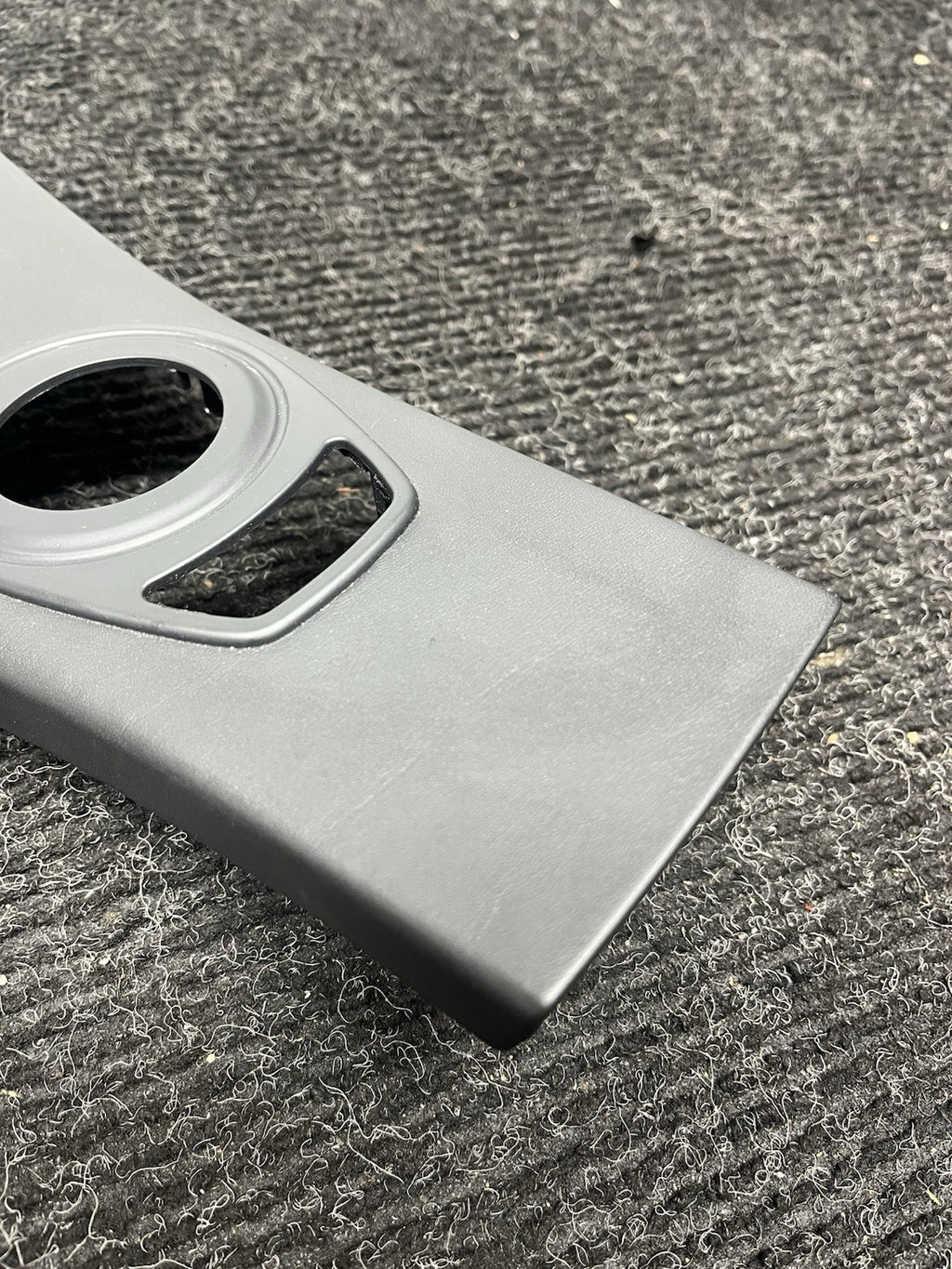 ☑️ 2009-2013 BMW E90 E92 M3 MANUAL CCC Leather Center Console Trim OEM 7903962