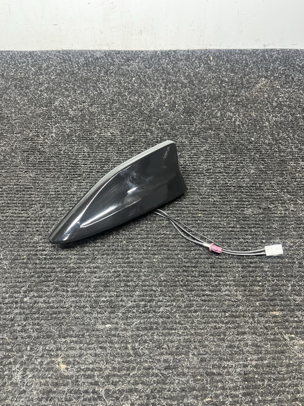 ☑️ 2015-2019 SUBARU WRX SHARK FIN ANTENNA CONTROL MODULE BLACK TRICOAT OEM