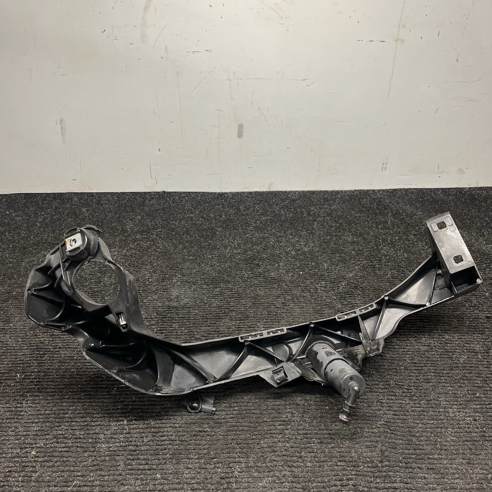 ☑️ 07-10 OEM BMW E92 E93 328 335 Left Driver Headlight Bracket Carrier Mount