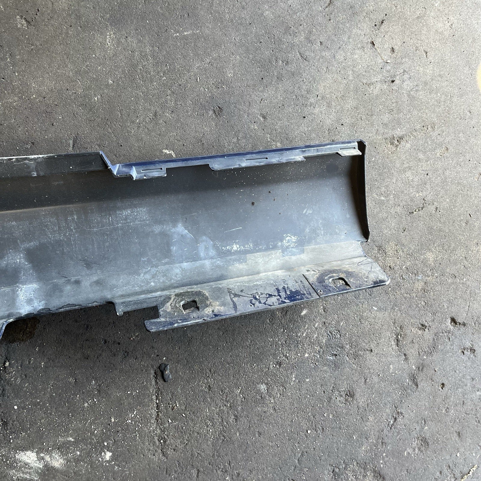 ☑️ 07-13 OEM BMW E92 E93 328 335 Left Driver Side Skirt Rocker Panel Lemans Blue