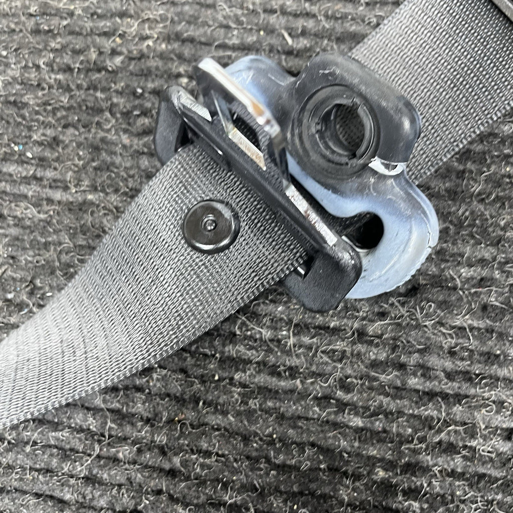 ☑️ 91-98 BMW E36 323 328 M3 Front Right Passenger Seatbelt Retractor Buckle OEM