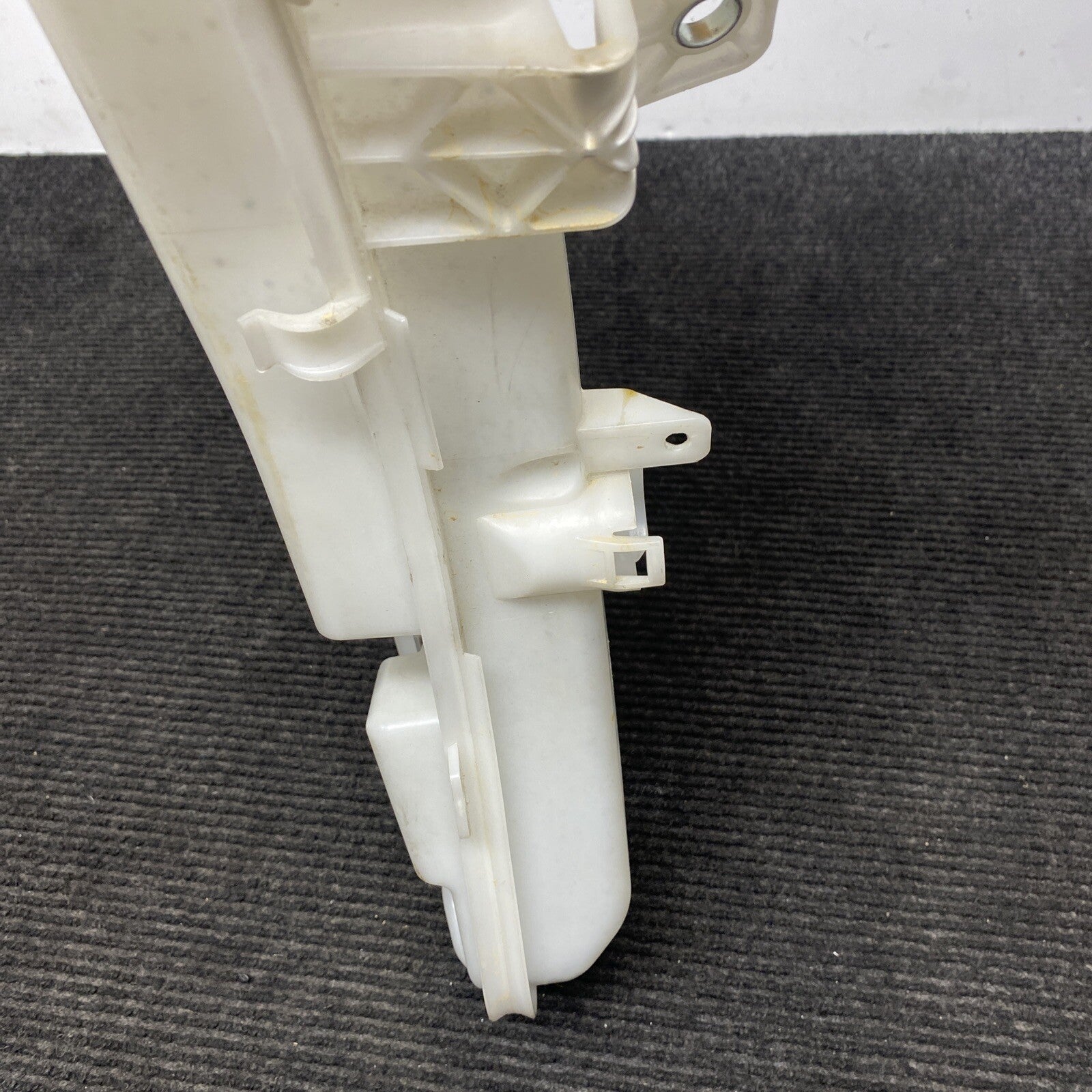 ☑️ 2008-2013 BMW 128i 135i E82 Windshield Washer Reservoir Tank Coupe Sedan OEM
