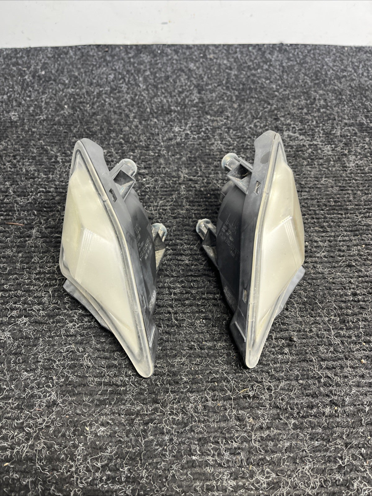 ☑️ 2013-2016 Scion FRS Right Passenger Turn Signal Lamp OEM