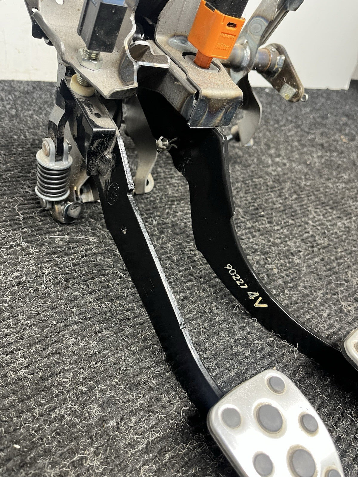 ☑️ 2015-2019 Subaru WRX STI Brake & Clutch Pedal Assembly OEM 15-19