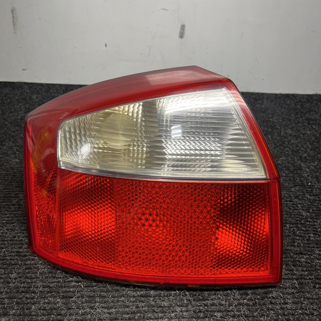 ☑️ 2002-2005 Audi A4 S4 Sedan 4 Door Left Driver Side LH Tail Light OEM