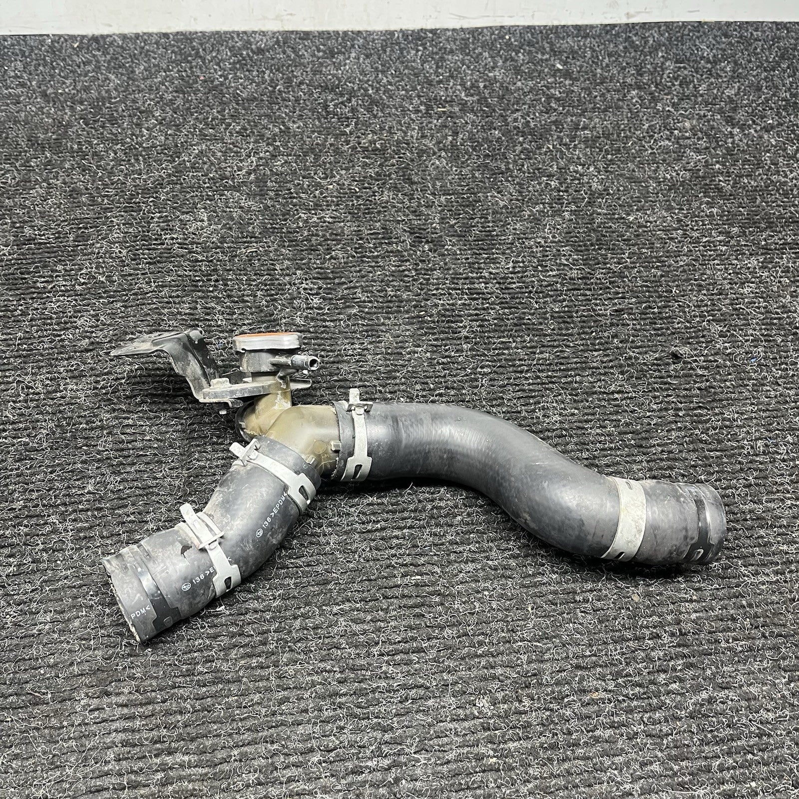☑️ 2013-2020 Toyota 86 BRZ Scion FRS Engine Radiator Upper Cap Coolant Hose OEM