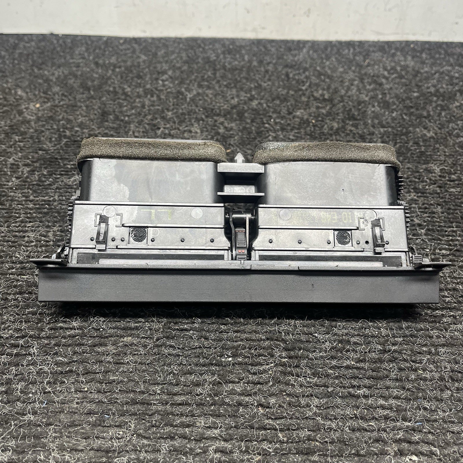 ☑️ 1999-2006 BMW E46 Center Dash Vent Assembly OEM 325 330i 325ci 330ci M3 OEM
