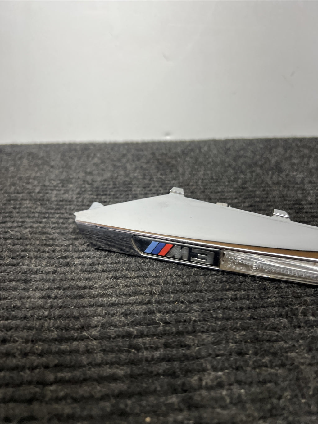 ☑️2008 2009 2010 2011 2012 2013 BMW M3 Fender Grille Side Marker Left Driver