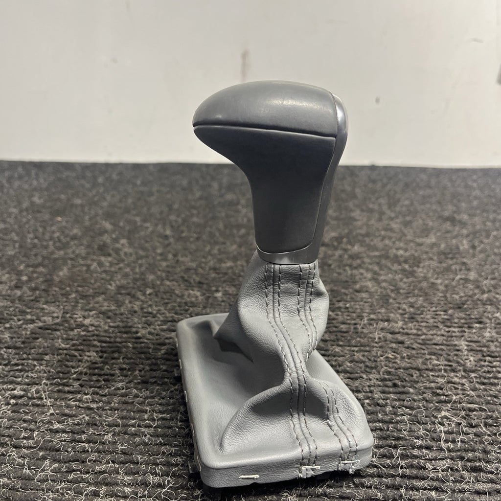 ☑️ Automatic Transmission Gear Shift Shifter Lever Knob GRAY OEM 11-12 Audi A7