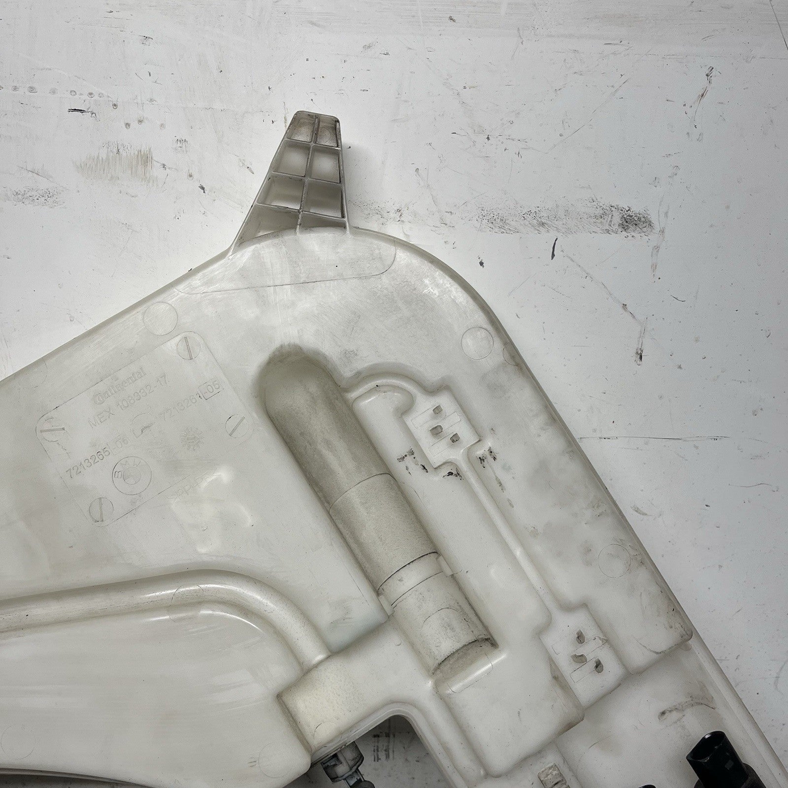 ☑️ 2011-2017 BMW X3 F25 Front Windshield Washer Fluid Reservoir Tank 7341926 OEM