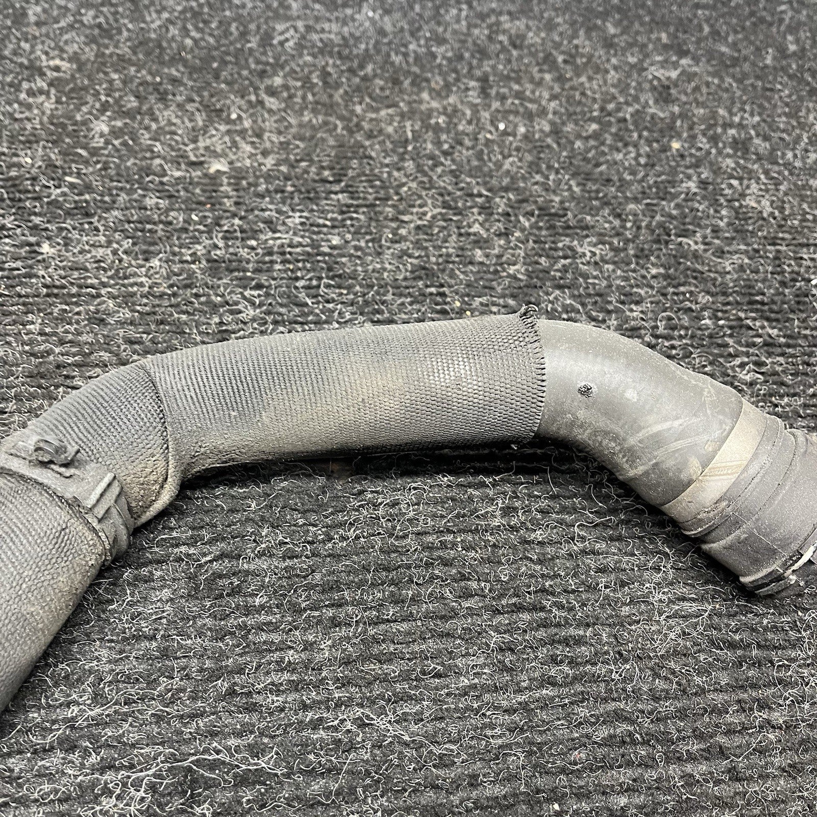 ☑️ 08-13 OEM BMW E90 E92 E93 M3 Engine S65 Radiator Lower Coolant Hose