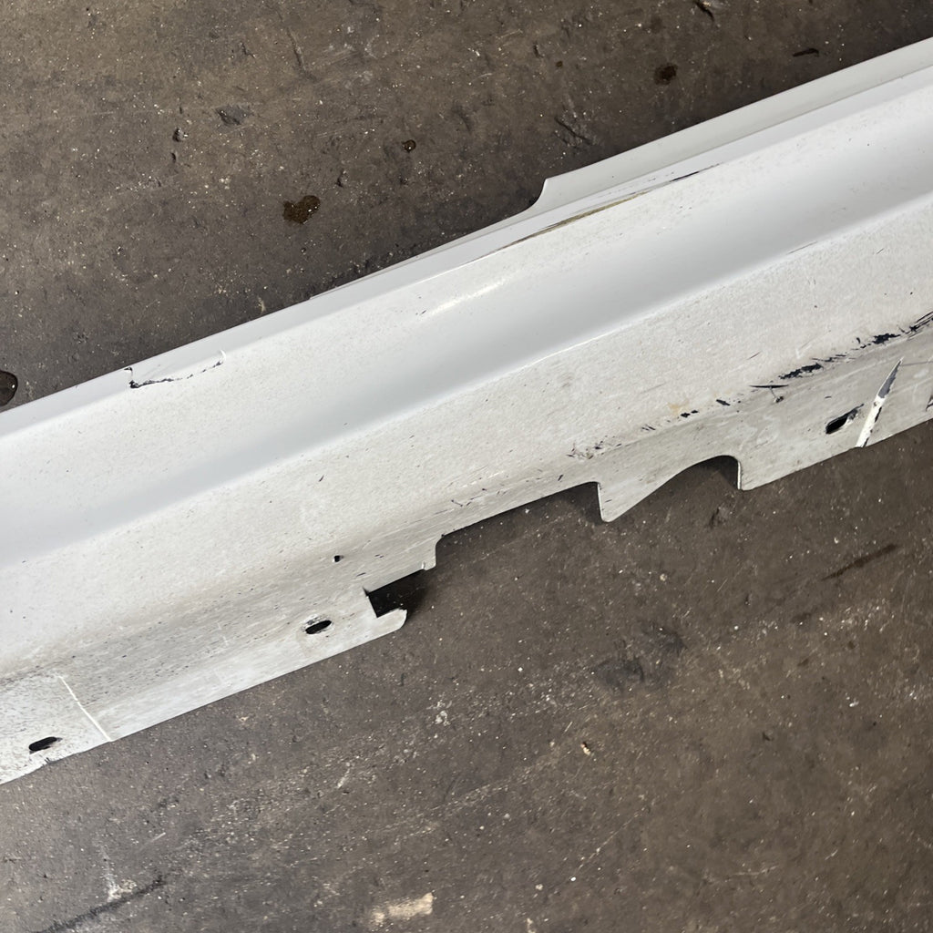 ☑️ 07-13 OEM BMW E92 E93 M3 Left Driver Side Skirt Rocker Panel Alpine White
