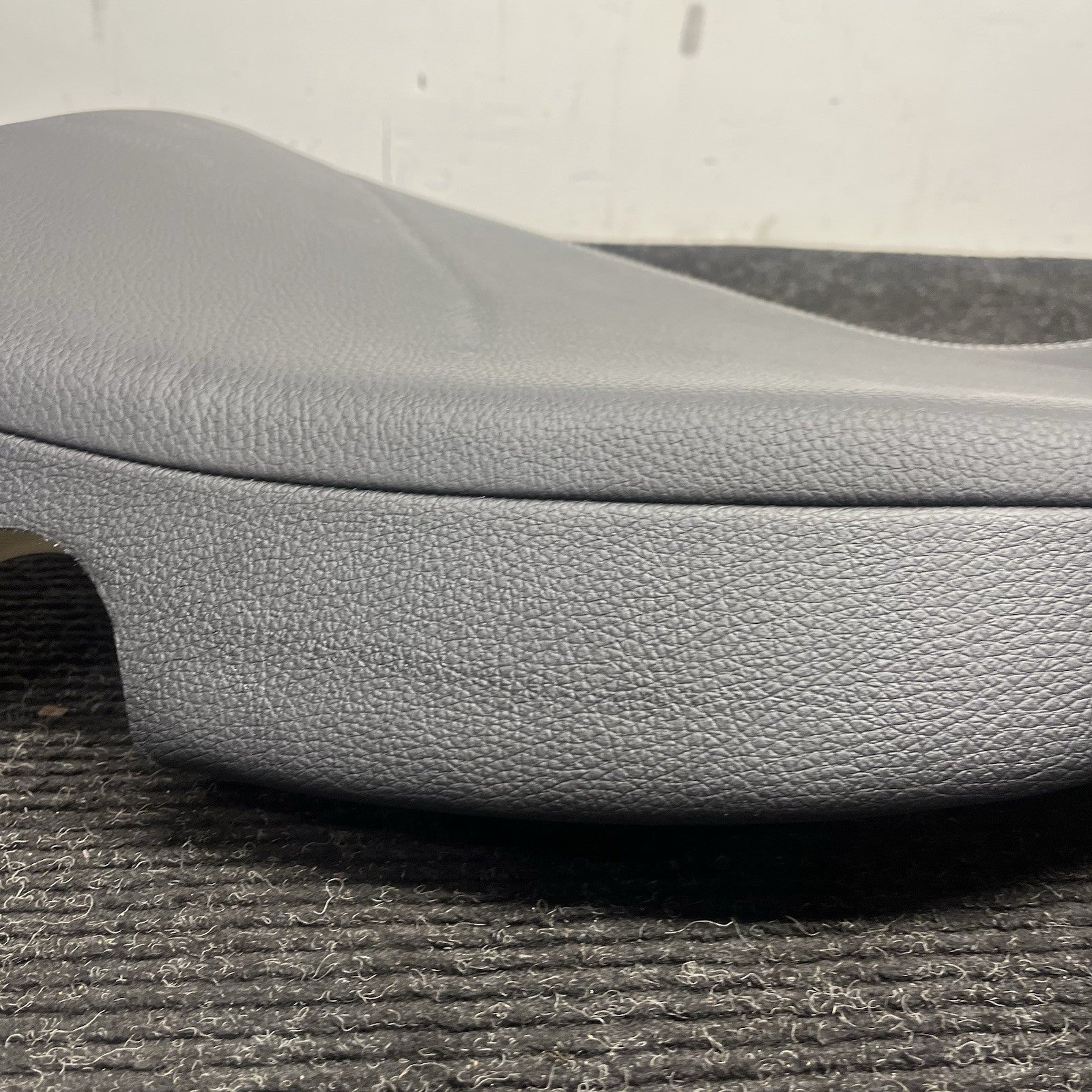 ☑️ 2015-2018 BMW 428ix F36 OEM Left Rear Seat Bolster Black Leather