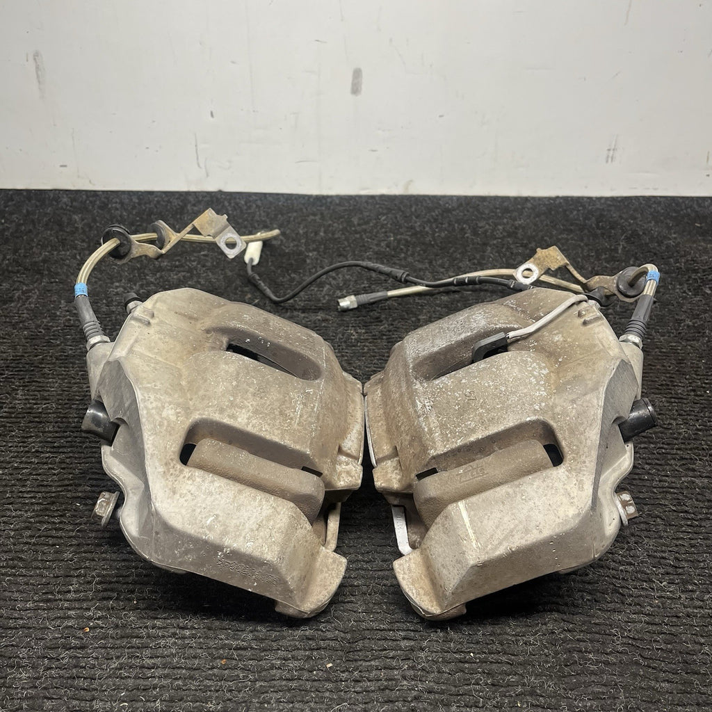 ☑️ 06-11 E90 E91 E92 E93 E84 335 BMW 335d Front Brake Caliper Set OEM