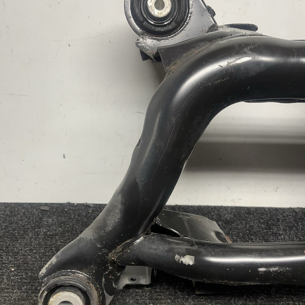 ☑️ 2003-2008 BMW E85 Z4 Convertible Rear Axle Subframe Crossmember Carrier OEM