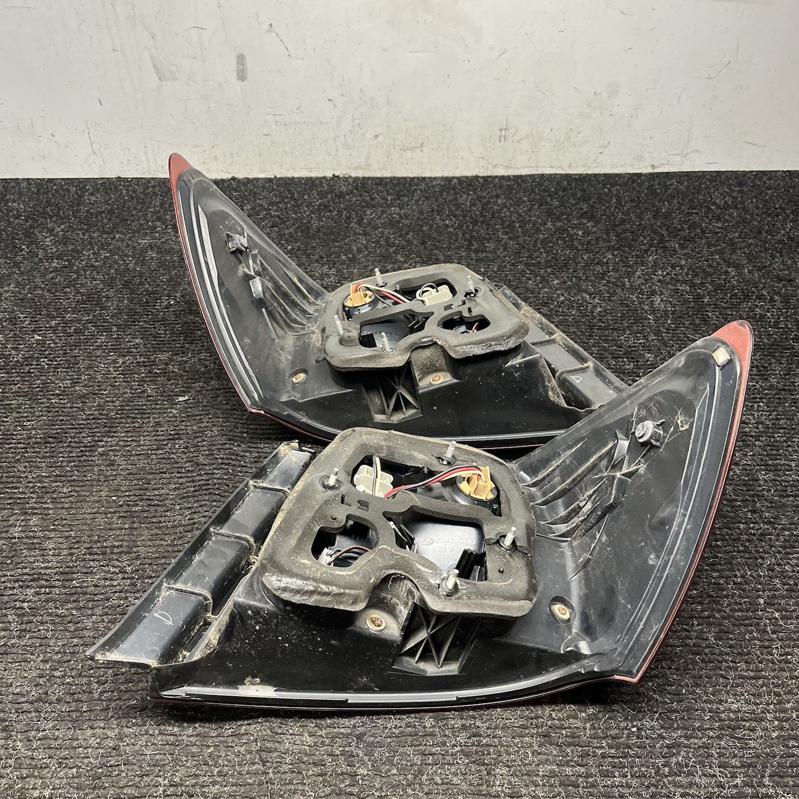 ☑️ 2008-2011 Subaru Impreza WRX Sedan OEM Rear Tail Lights Left & Right