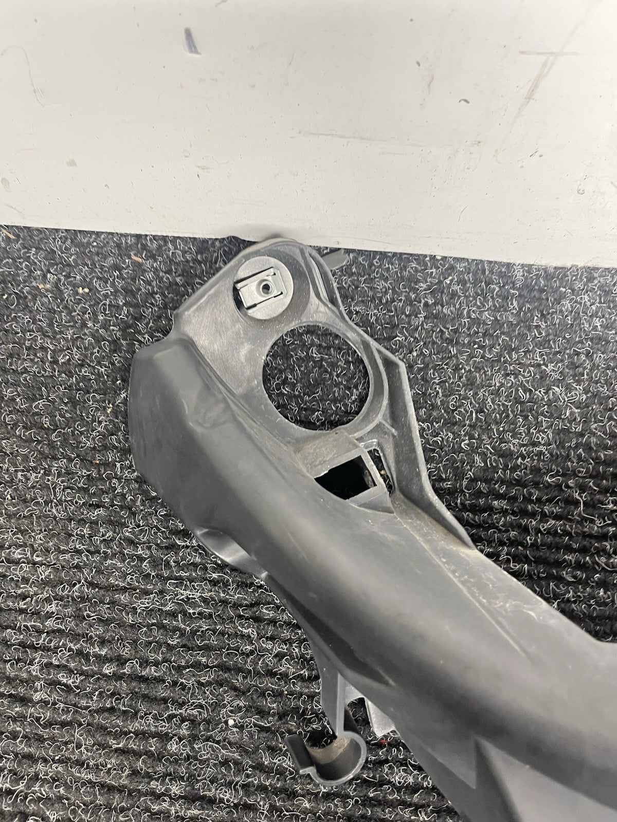 ☑️ 07-10 BMW E92/3 335 PreLci Front Right Passenger Headlight Arm Bracket Mount