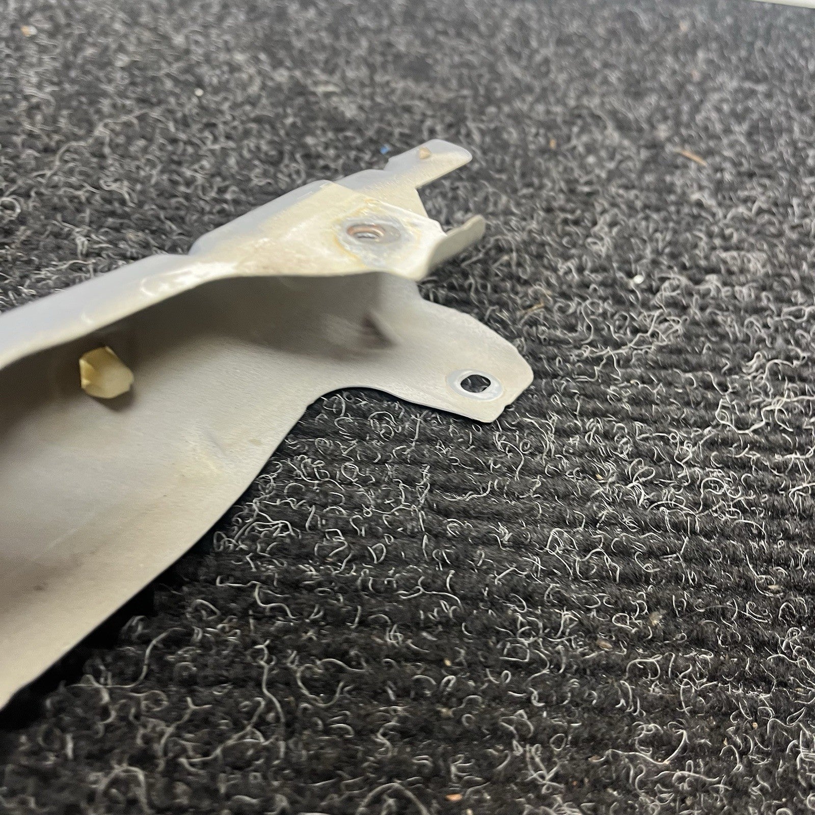 ☑️ 2013-19 Scion FRS Subaru BRZ 86 Front LH Left Side Fender Bracket OEM