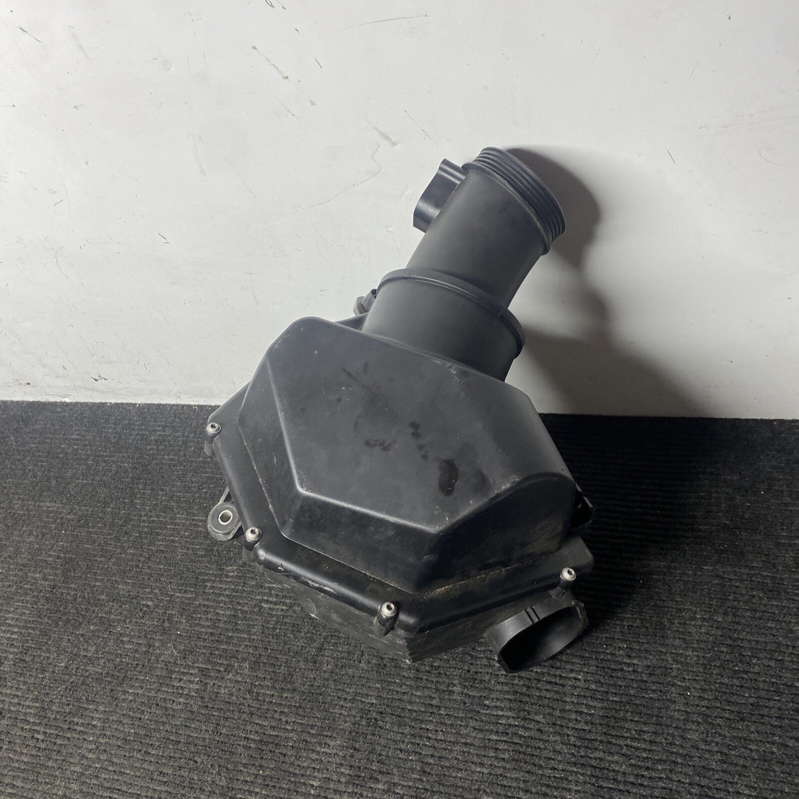 ☑️ OEM BMW M6 F06 F12 F13 M5 F10 S63 Right Side Airbox Air Filter Cleaner Intake