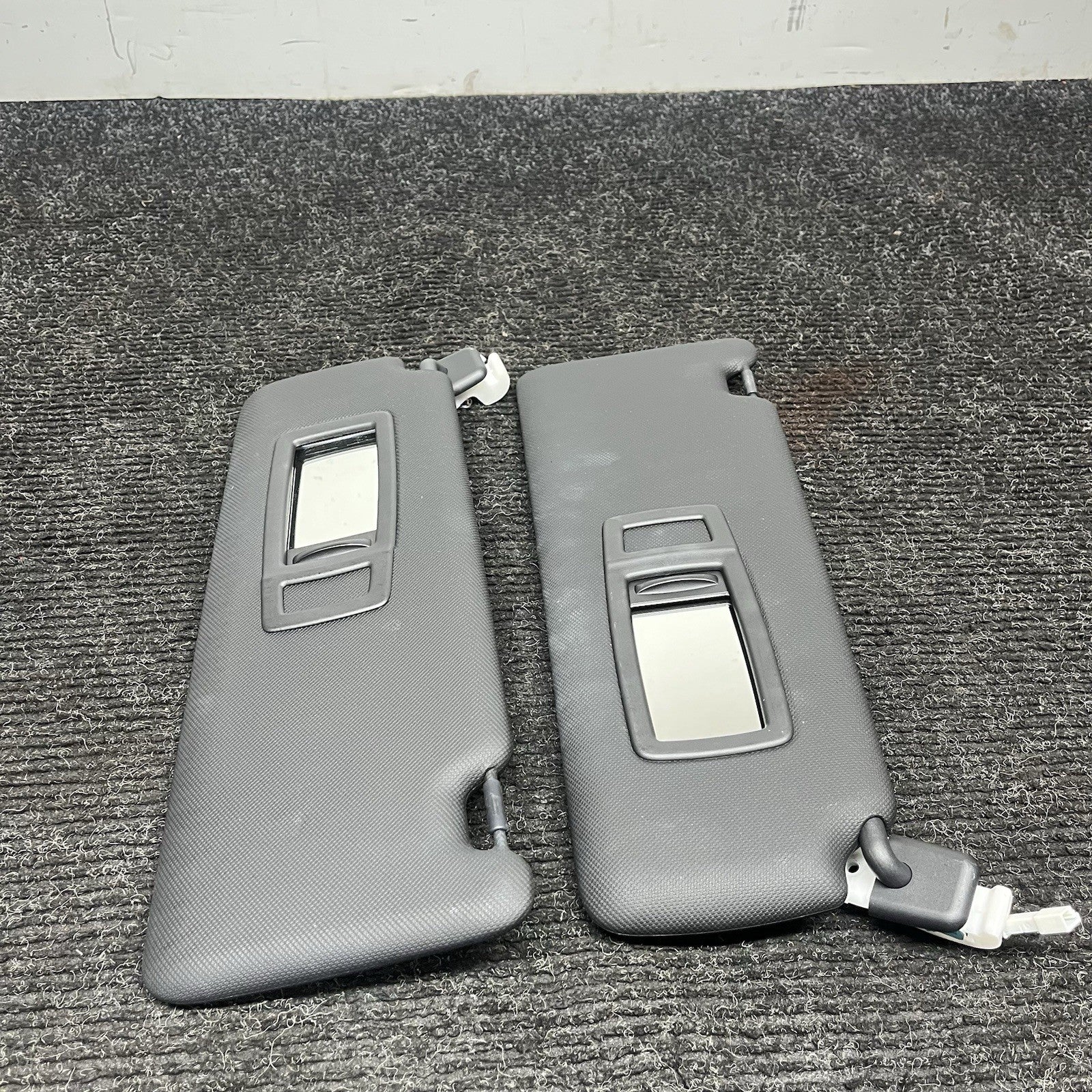 ☑️ BMW F30 F36 F32 Left And Right Side Sun Visor Shade Panel Black Set OEM
