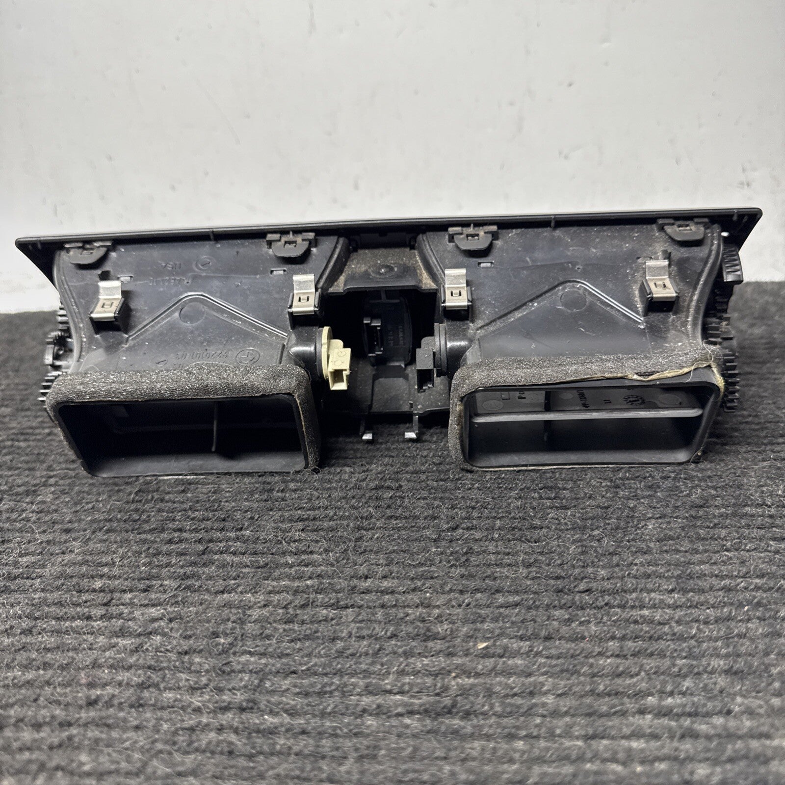 ☑️07-14 BMW E70 E71 X5 X6 Front Center In Dash Air Vent Ac Heat Duct 9210705 OEM