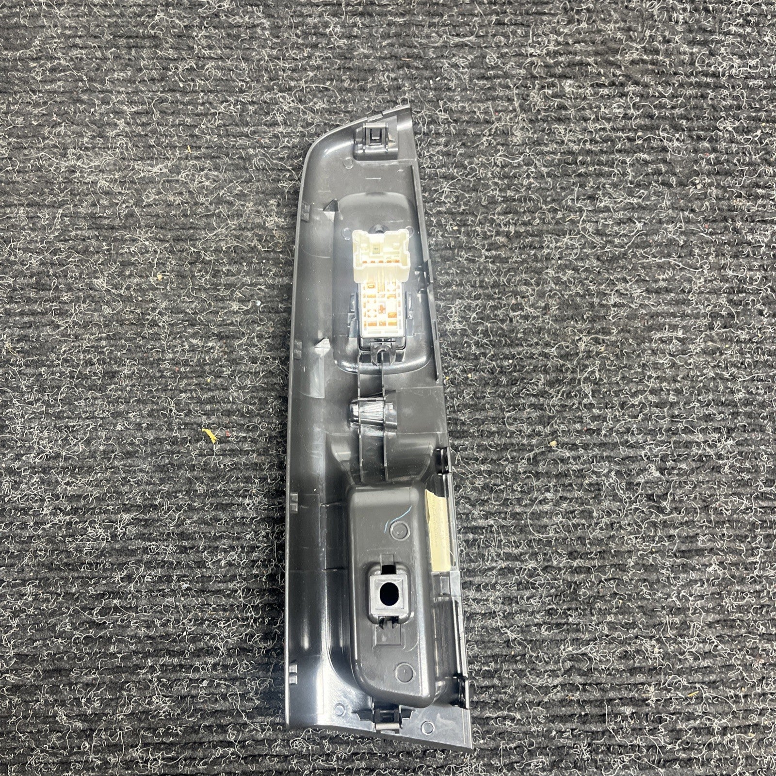 ☑️ 2011-2014 SUBARU WRX STI REAR LH DRIVER WINDOW SWITCH TRIM. P/N 94266FG510