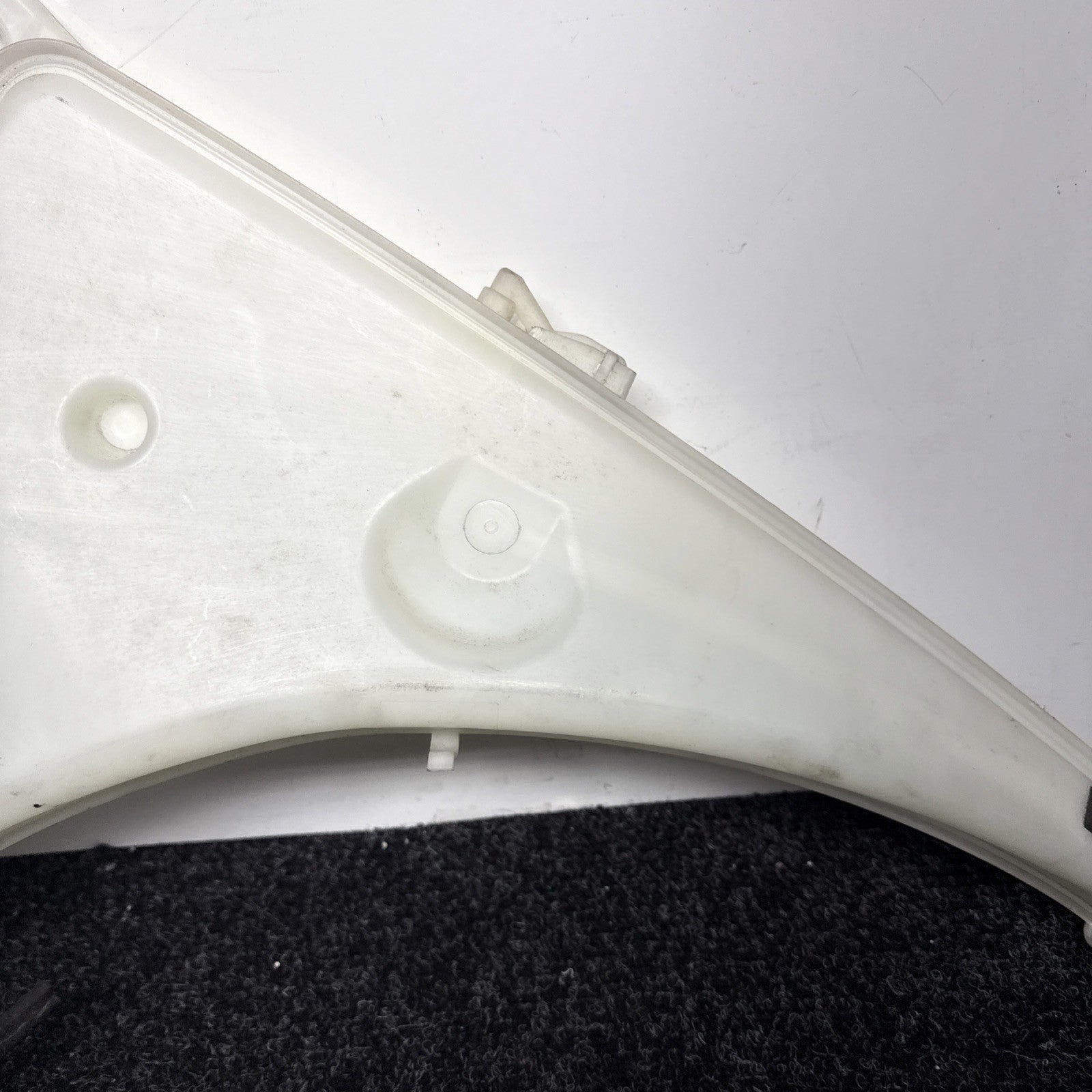 ☑️ 08-13 BMW 128i 135i E82 E88 Windshield Washer Reservoir Tank Coupe Sedan OEM