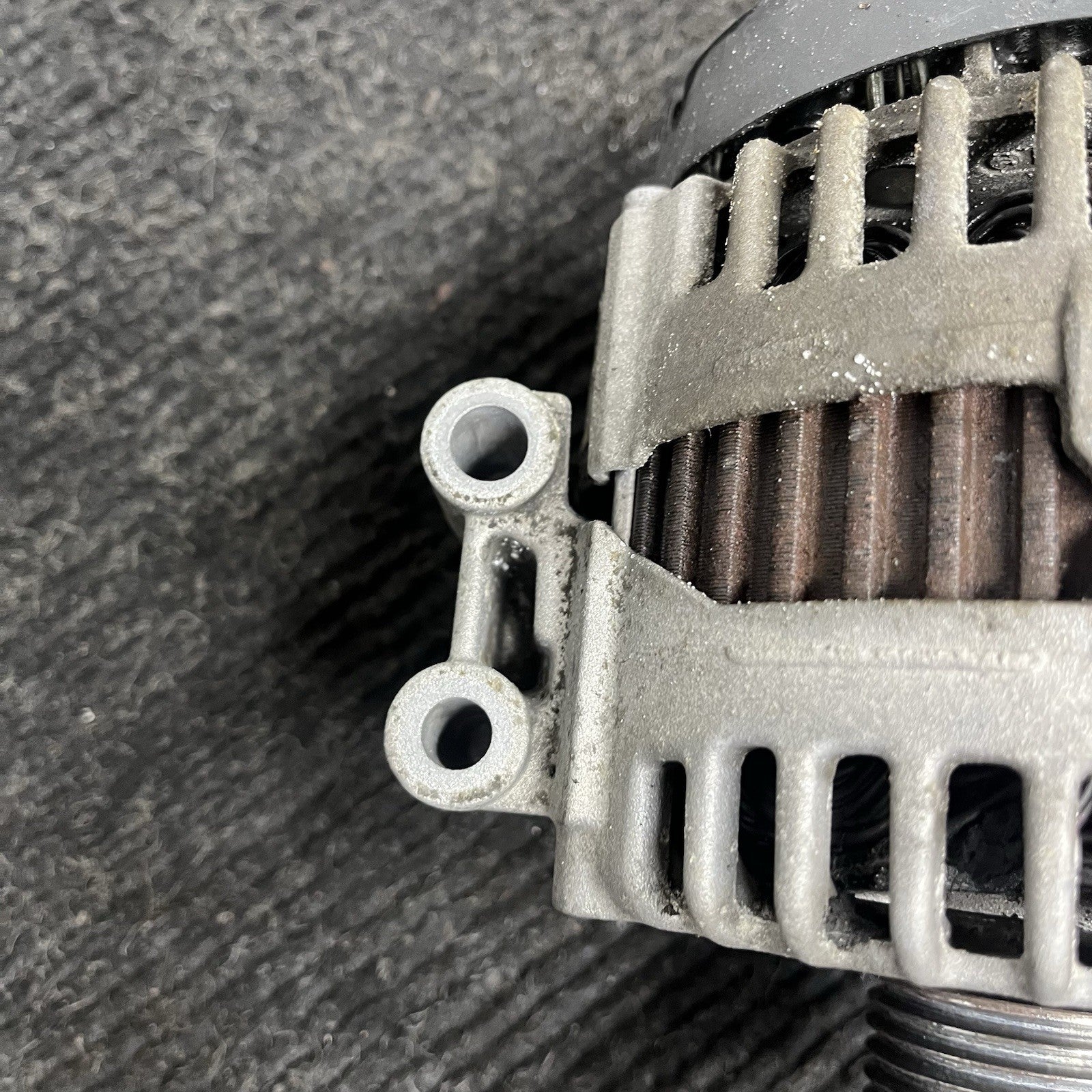 ☑️ BMW E82 E88 E90 E92 E93 335 N54 Charging Alternator Generator 180A BOSCH