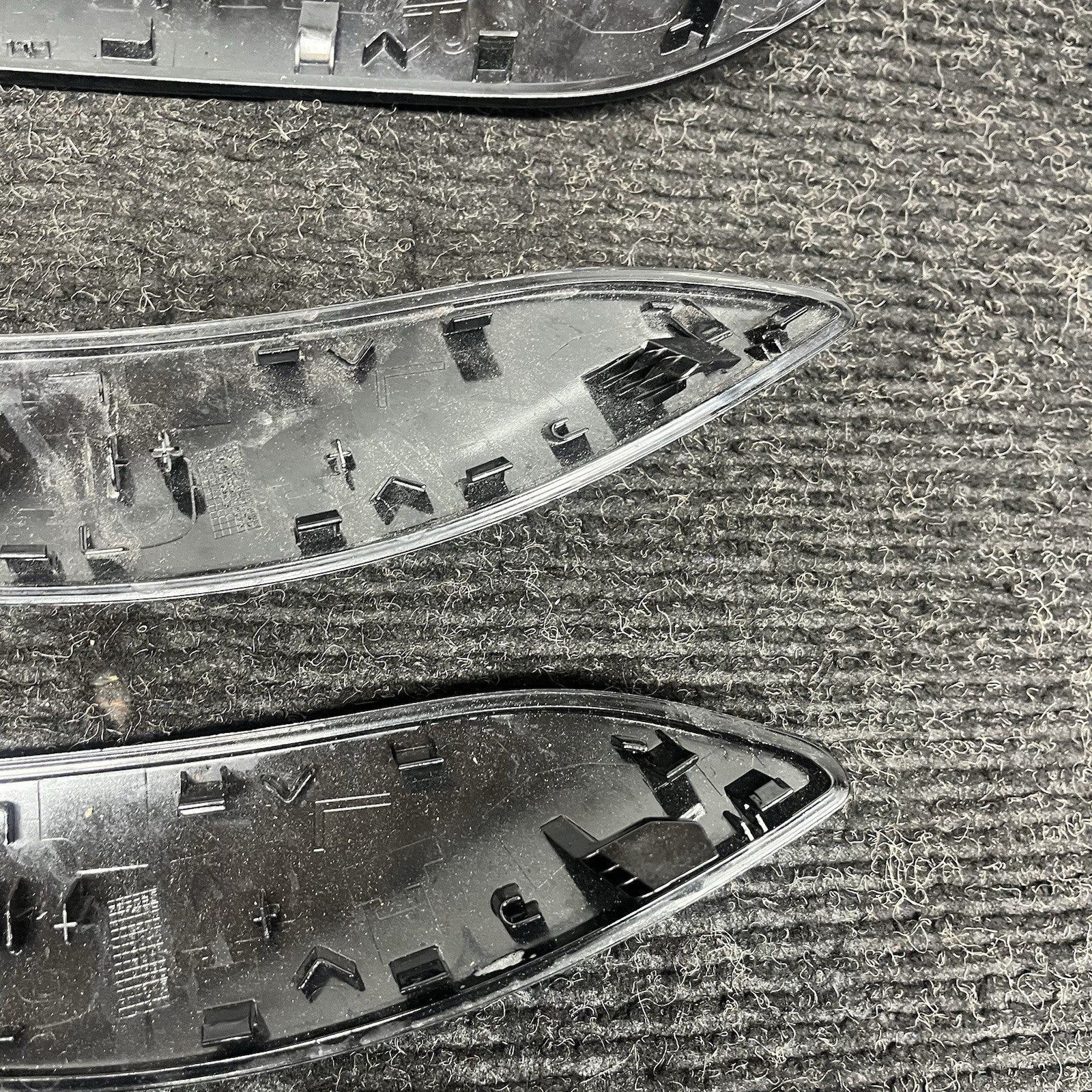 ☑️ 12-18 BMW F30 320i 328i 428i Door Handle Trim Cover Molding Set OEM