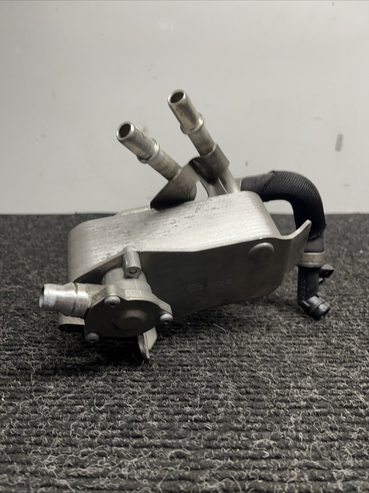 ☑️ 08-13 OEM BMW E88 E82 135 Convertible Coupe Engine N54 N55 Oil Cooler