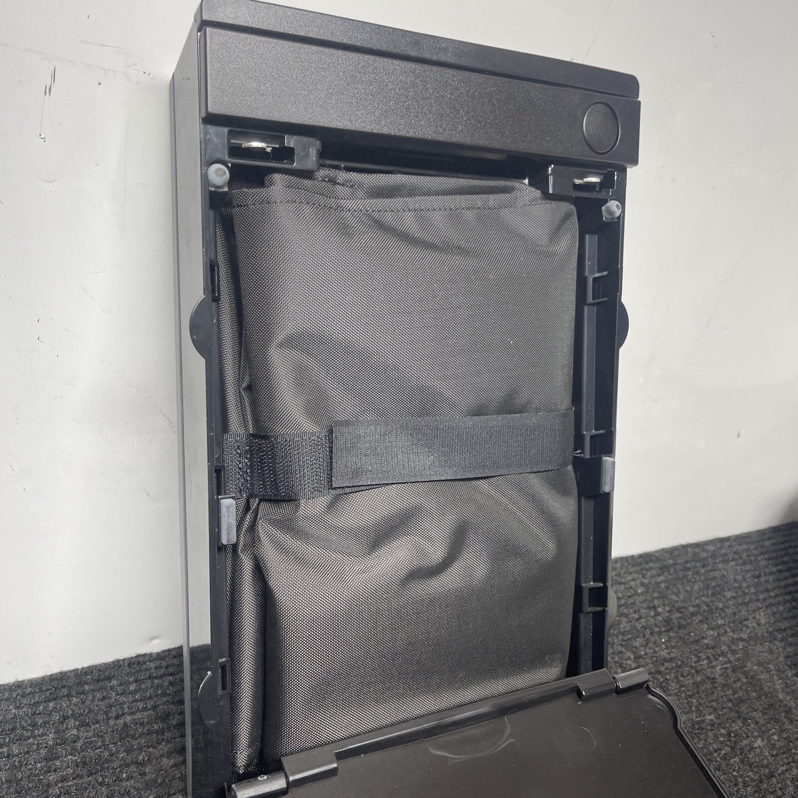☑️ 2008 - 2013 BMW M3 E92 Coupe Rear Seat Fold Down Tray Oem 8038550
