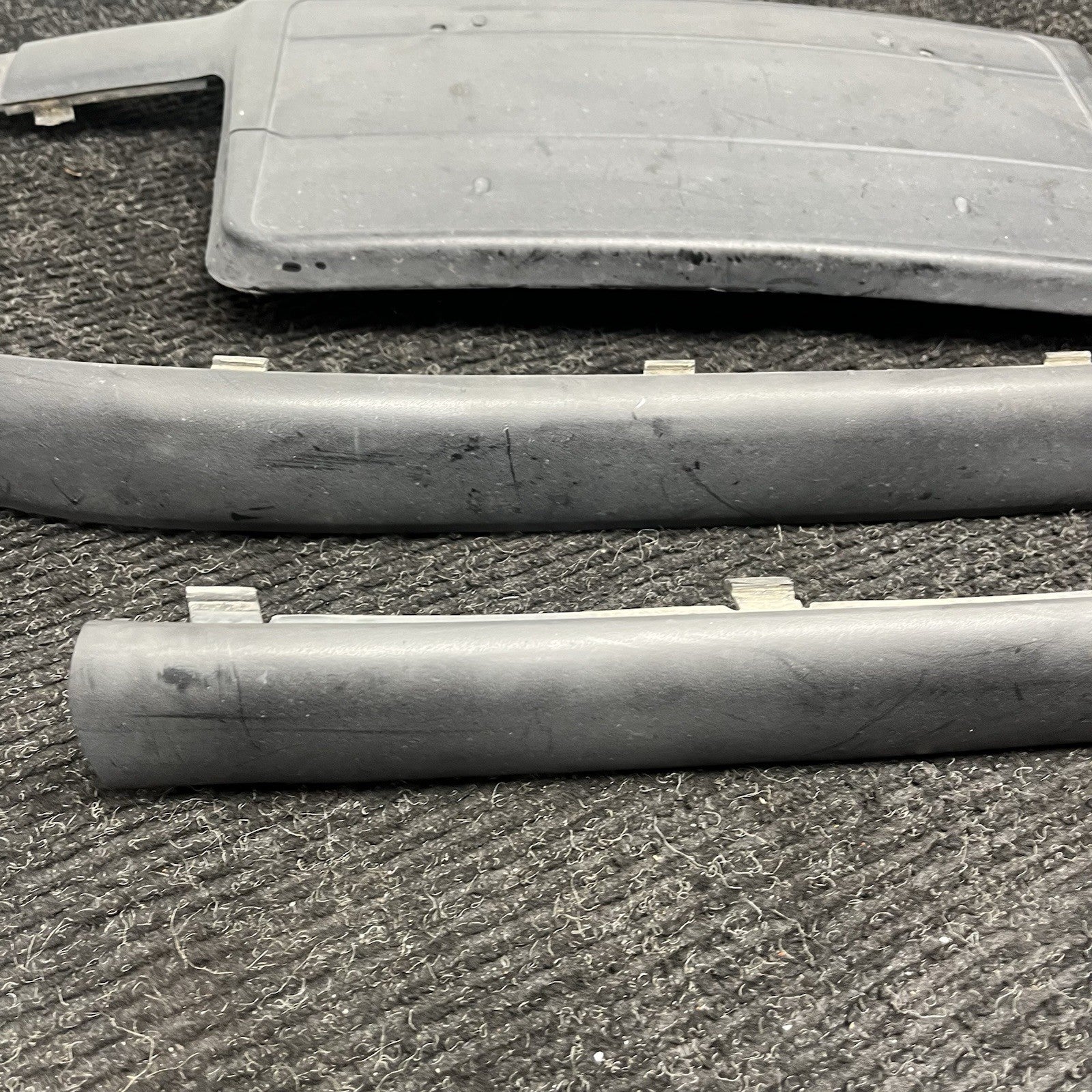 ☑️ 99-05 BMW 325i 330i 318i E46 Sedan Set Of Front Bumper Trim Molding