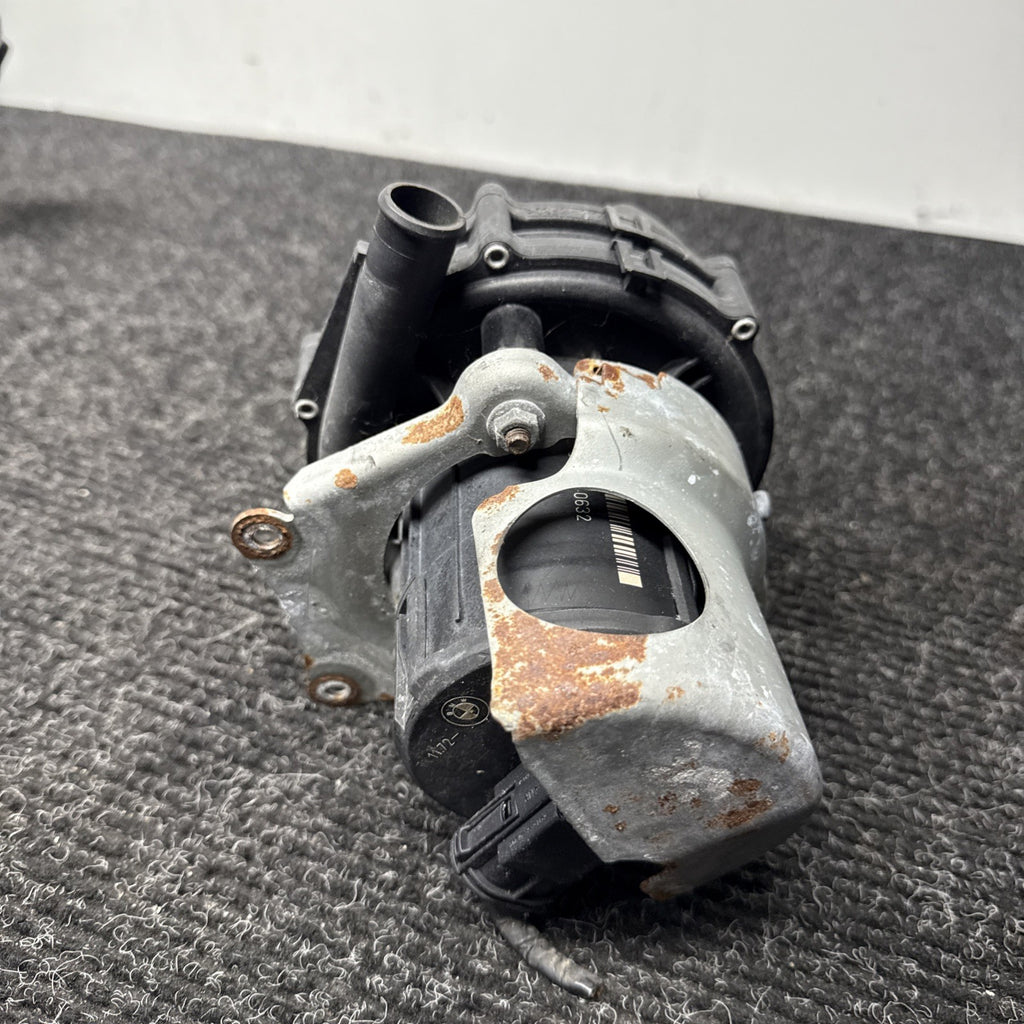 ☑️ 2000-2005 BMW E46 E46 323i 325i 328i 330i secondary air pump OEM 1435364