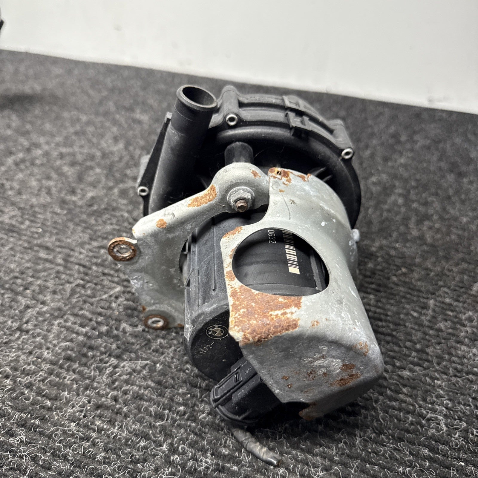 ☑️ 2000-2005 BMW E46 E46 323i 325i 328i 330i secondary air pump OEM 1435364