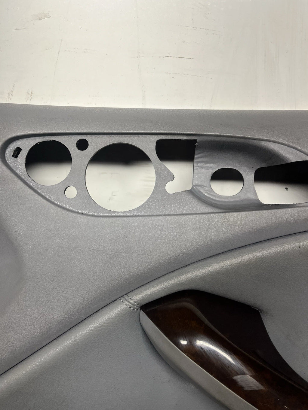 ☑️02-06 BMW E46 SEDAN PASSENGER RIGHT SIDE DOOR PANEL CARD GRAY OEM