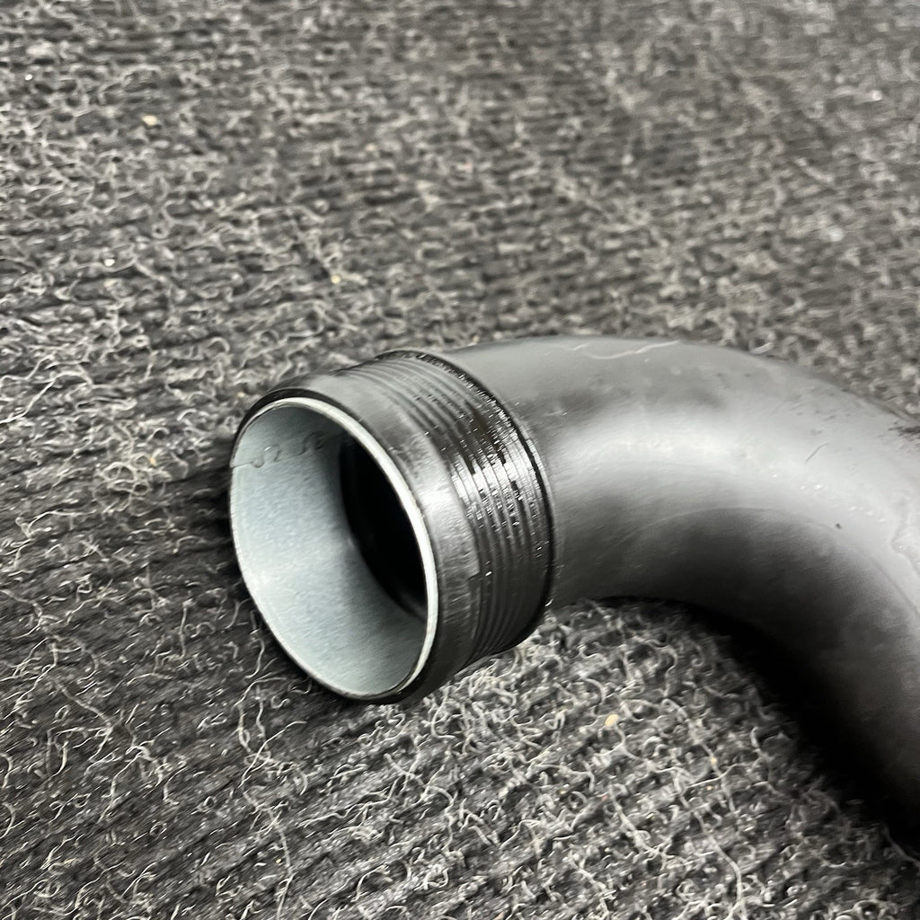 ☑️ 07-15 Bmw E90 135 335 Left Side Intercooler Charge Pipe Intake Pipe Tube Oem