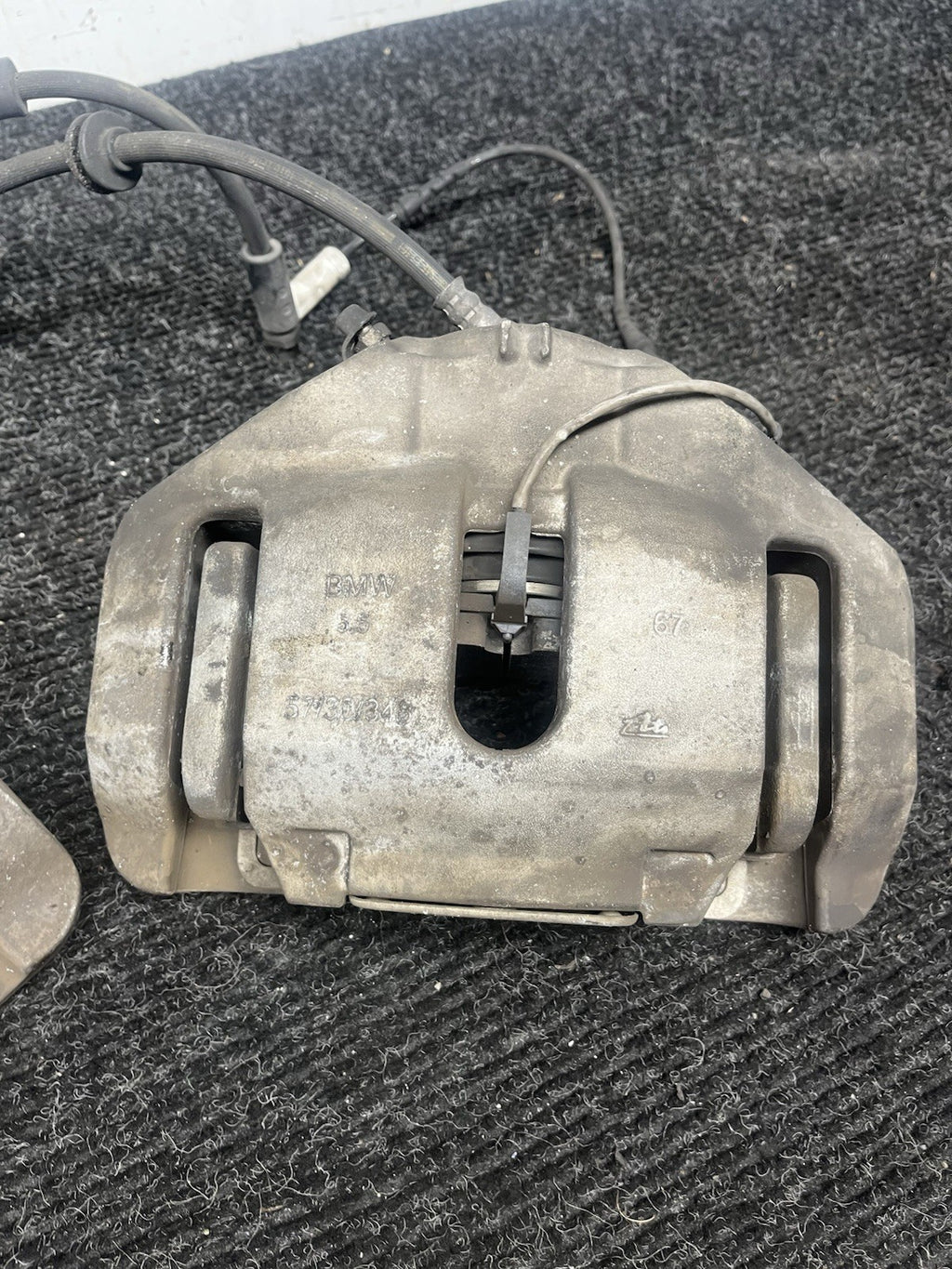 ☑️ 06-11 E90 E91 E92 E93 E84 335 Z4 BMW 335i Front Brake Caliper Set OEM