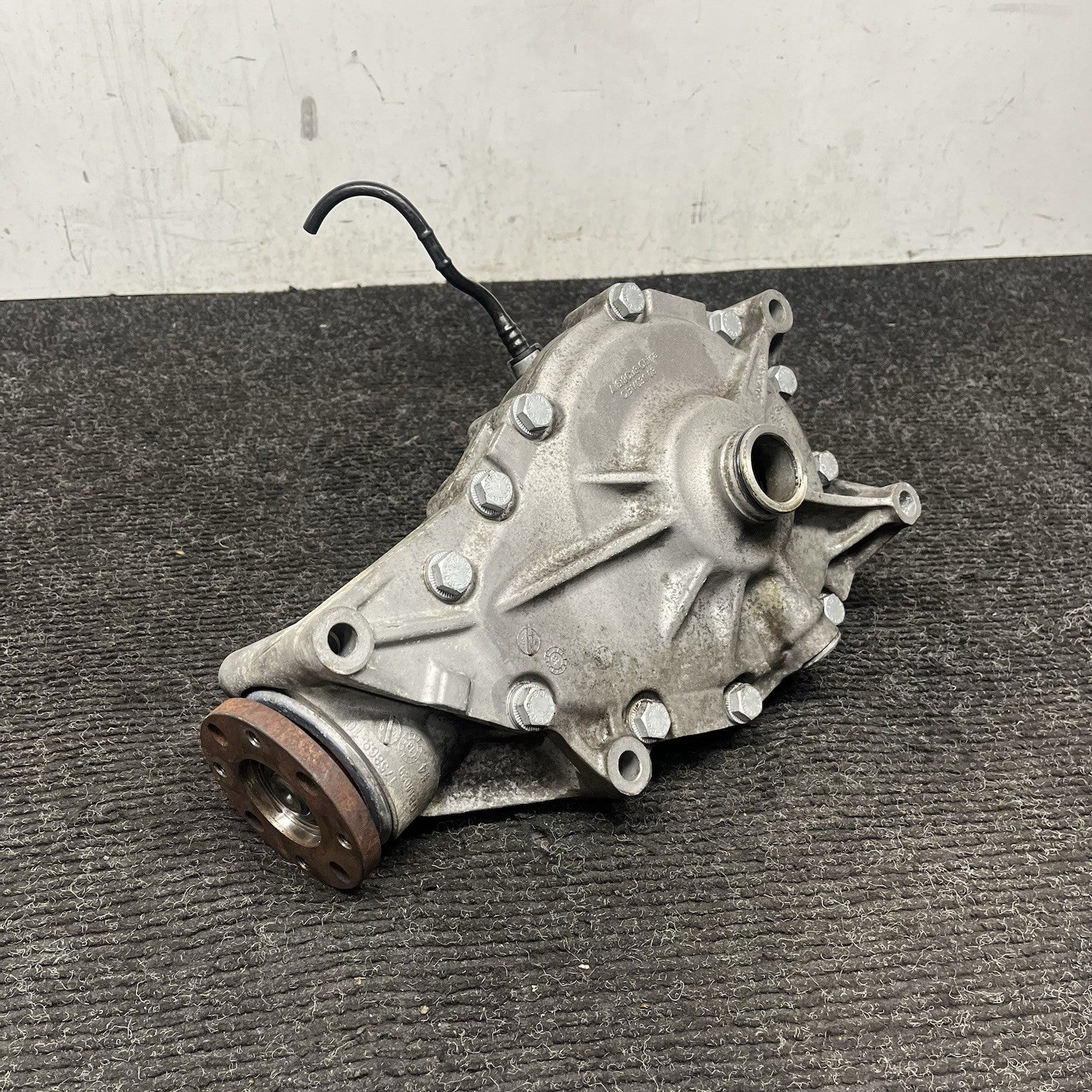 ☑️ 11-13 BMW E70 X5 XDrive35i A/T AWD 3.0L Front Differential Axle Carrier OEM