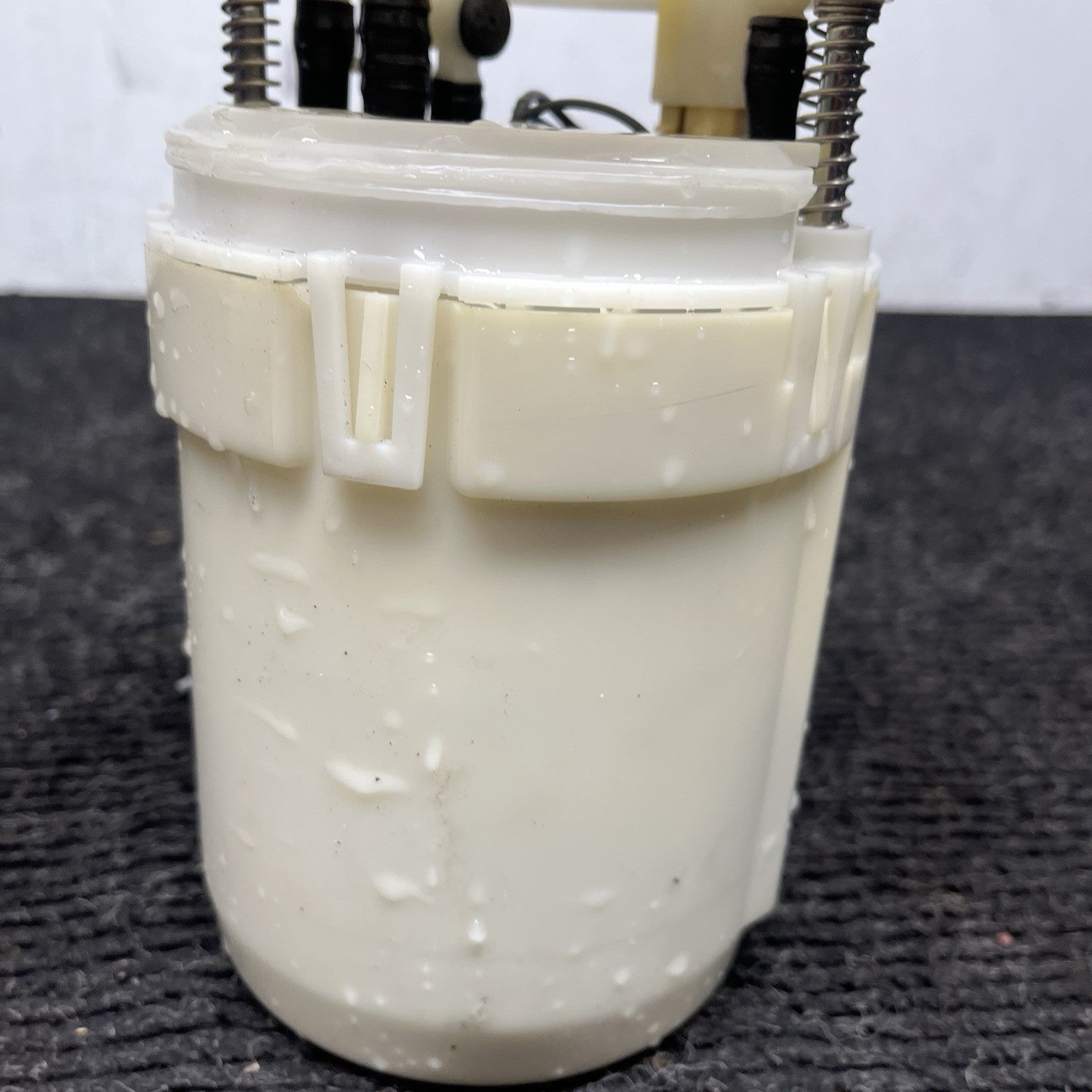 ☑️ 2008-2010 Subaru Impreza WRX OEM Fuel Sending Pump Assembly 42021AG040 08-10