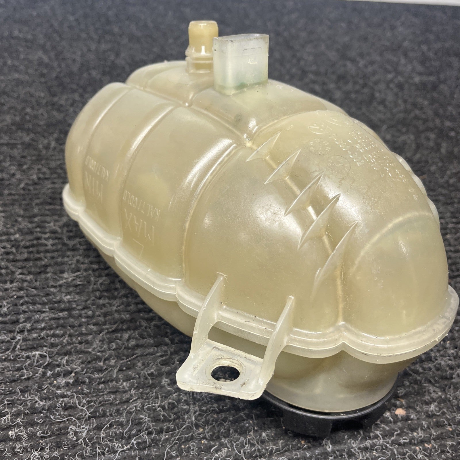 ☑️ Expansion Tank/Coolant Reservoir 17137642160 For 12-18 BMW 335i xDrive 435i