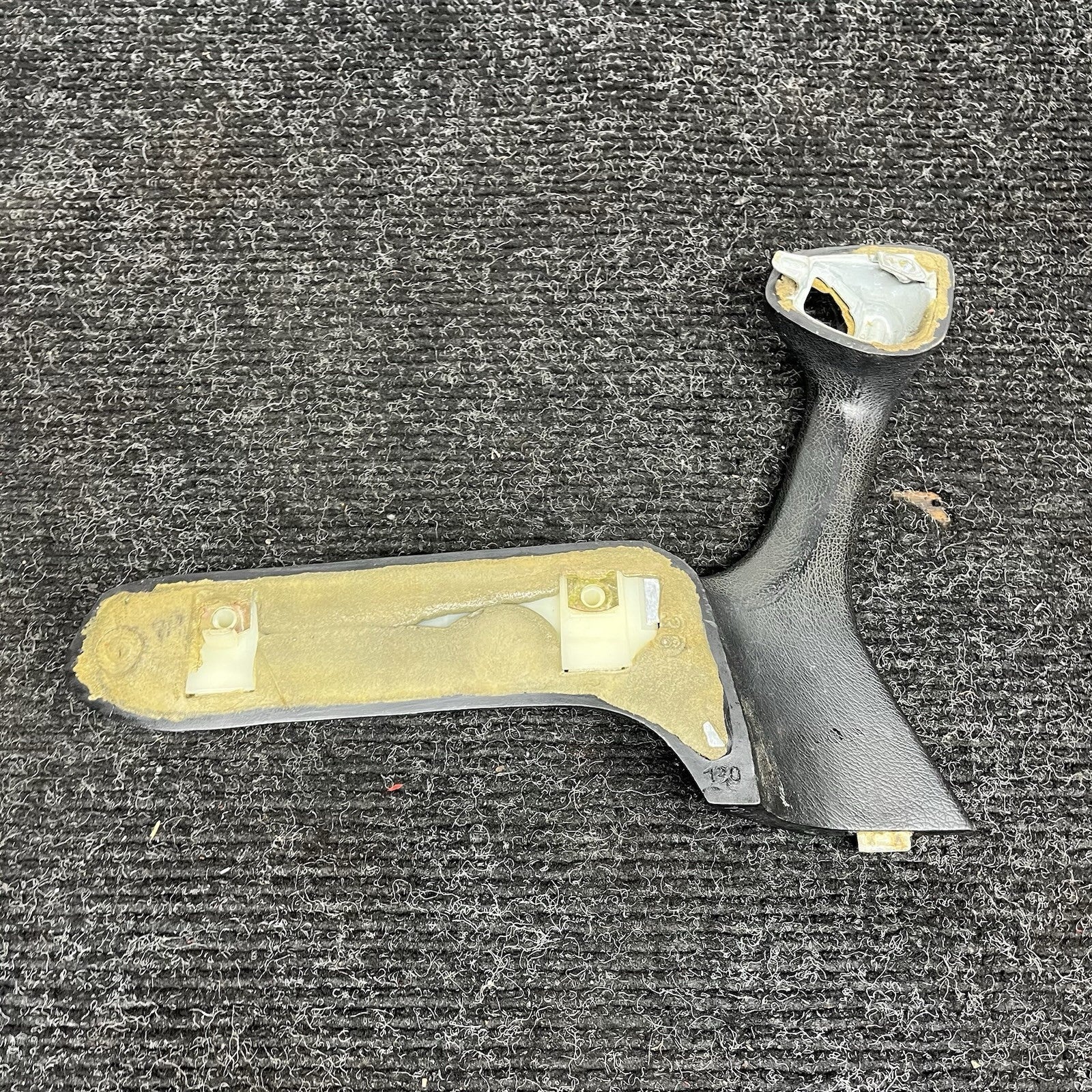 ☑️ BMW E30 3-Series M3 Front Door Armrest Right Passenger Schwarz 1884364