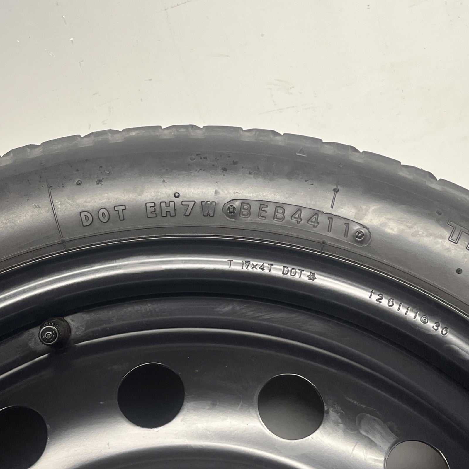 ☑️ Spare Tire 17" Fits 2008-2014 Subaru Impreza OEM Genuine Donut 135/70/17 NOTE