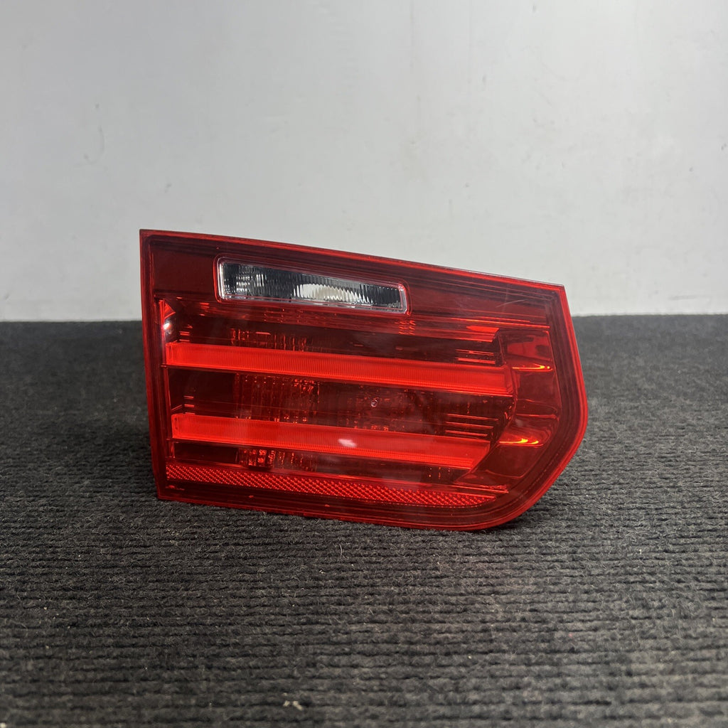 ☑️ 12 13 14 15 BMW F30 320I 328I 335I LEFT DRIVER INNER TAIL LIGHT LAMP OEM