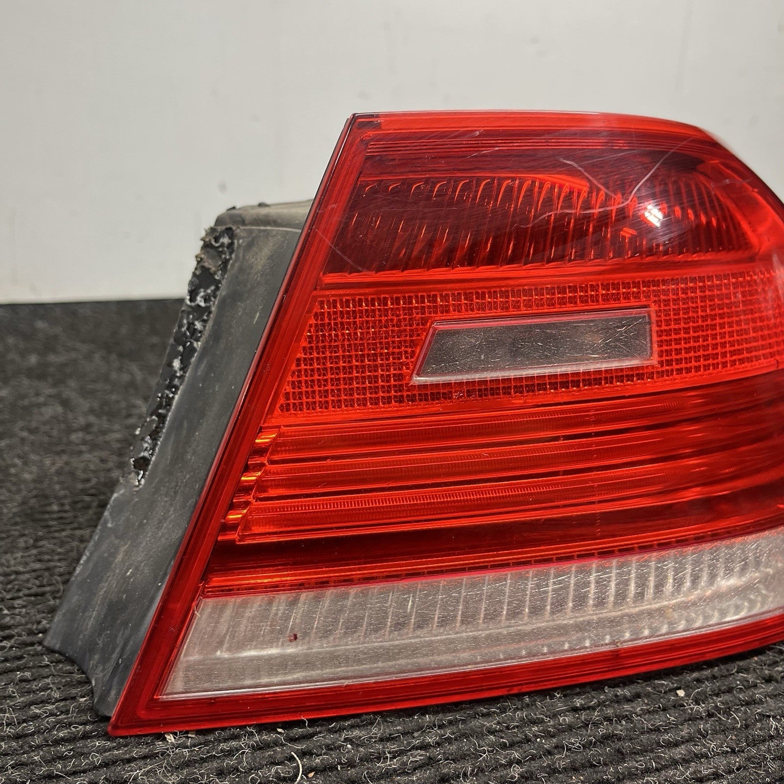 ☑️07-10 BMW E92 Coupe Right Side Outer Tail Light Taillight Lamp Pre-LCI 7174404